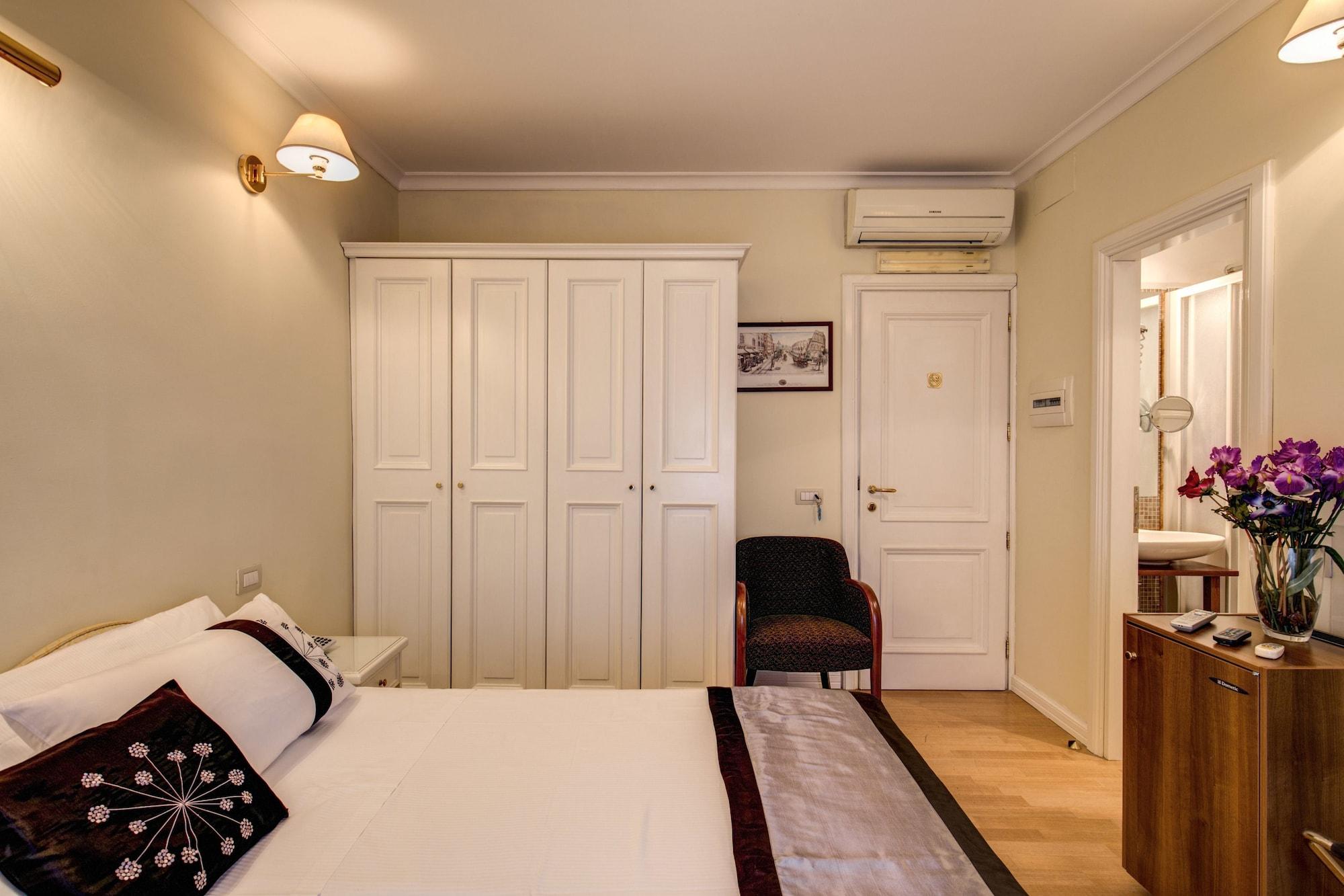 רומא Flann O'Brien Rooms מראה חיצוני תמונה